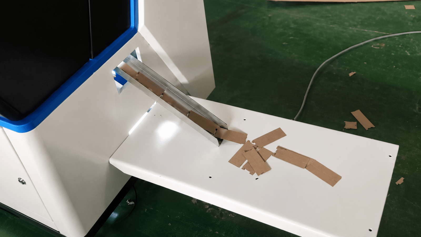automatic-feeding-punching-machine-heavy-duty