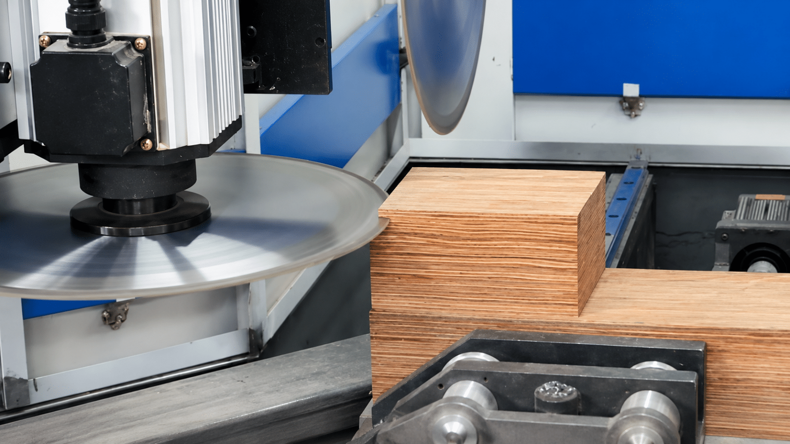 cnc-step-pad-block-machining-center-wood-processing