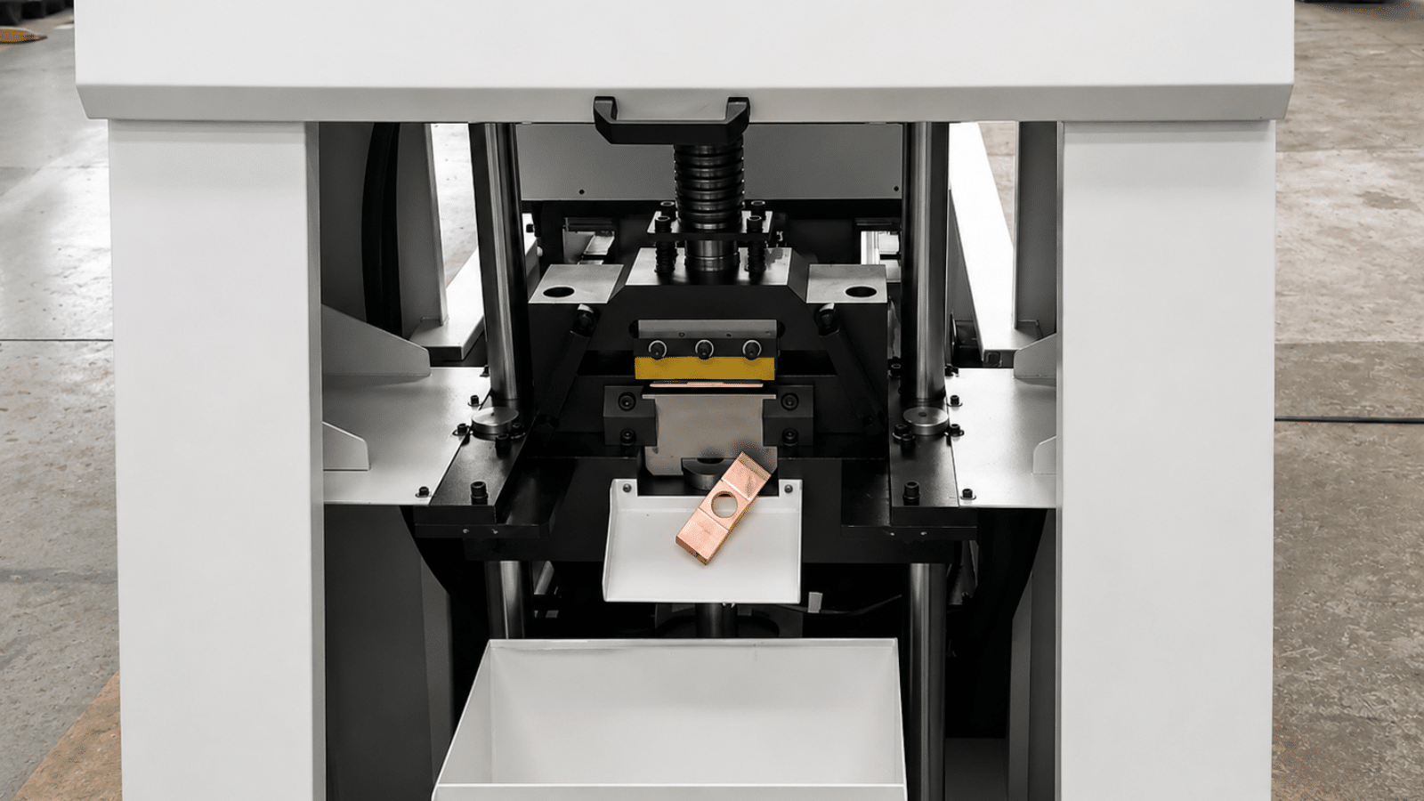 fully-automatic-busbar-connection-production-line