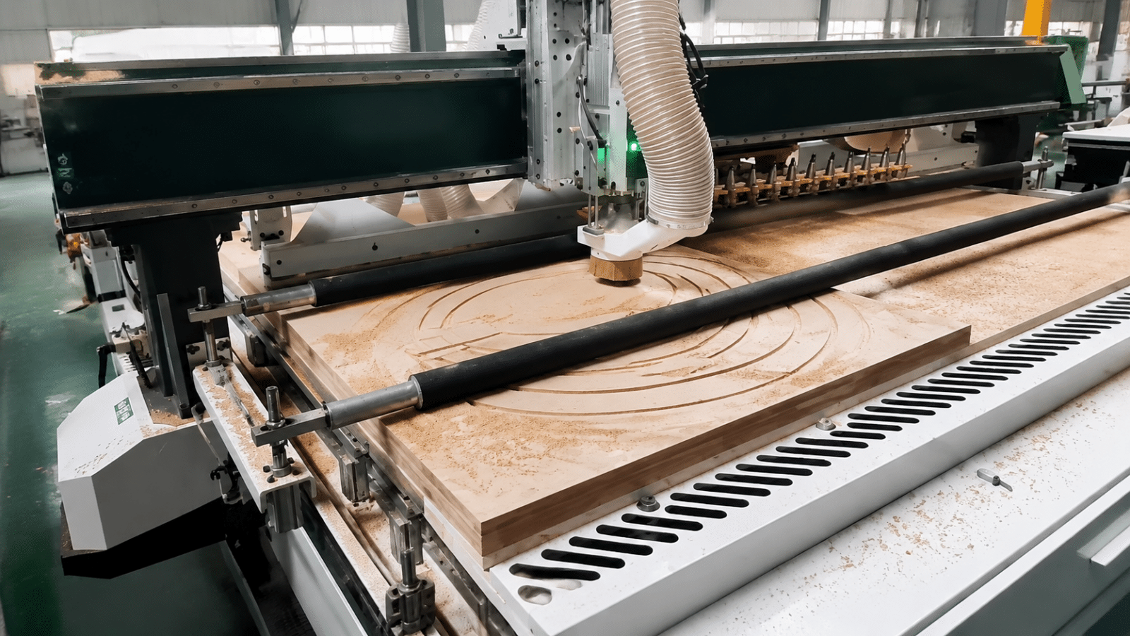 insulation-parts-processing-center-heavy-duty
