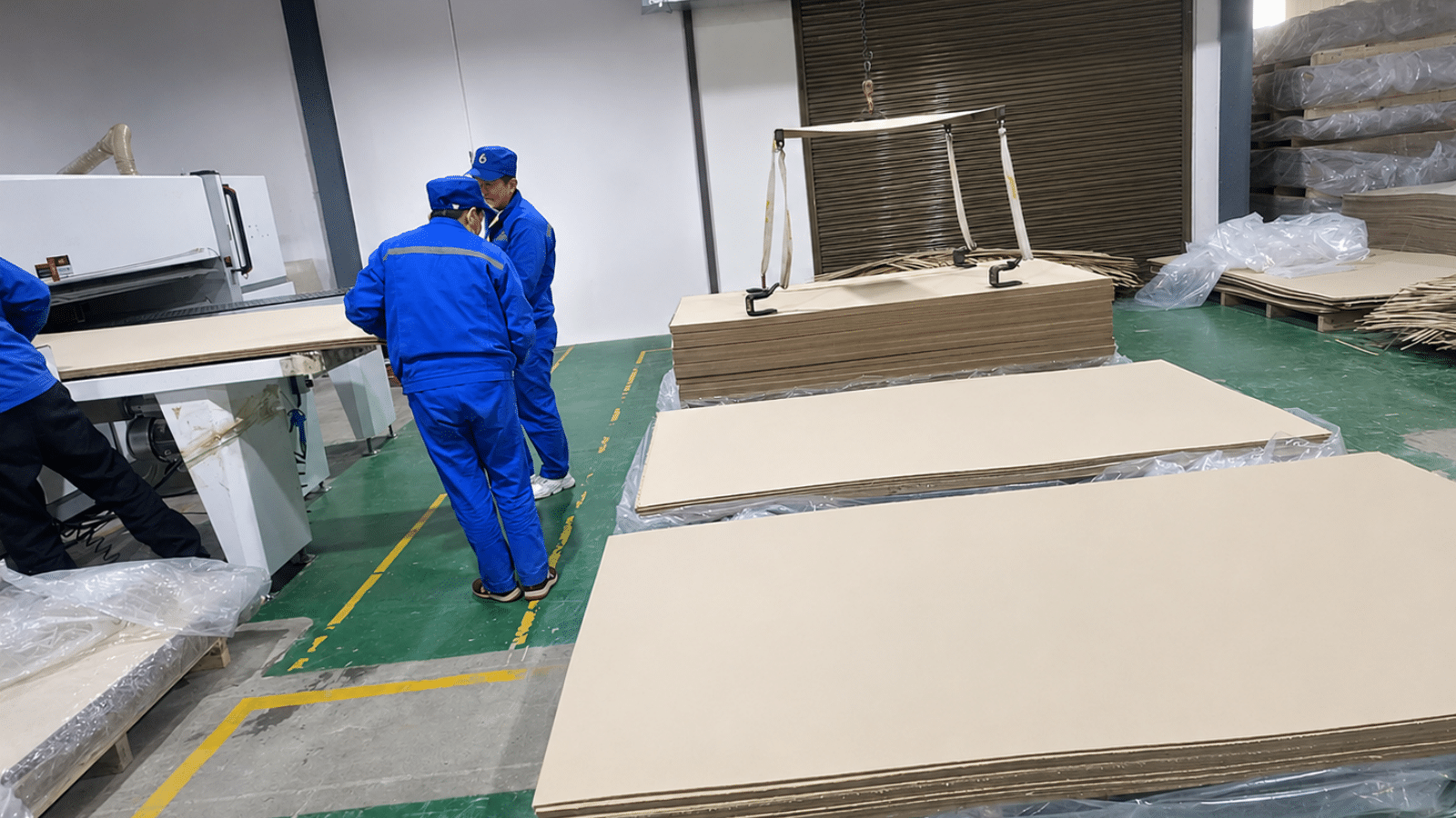 cnc-horizontal-sawing-machine-transformer-manufacturing