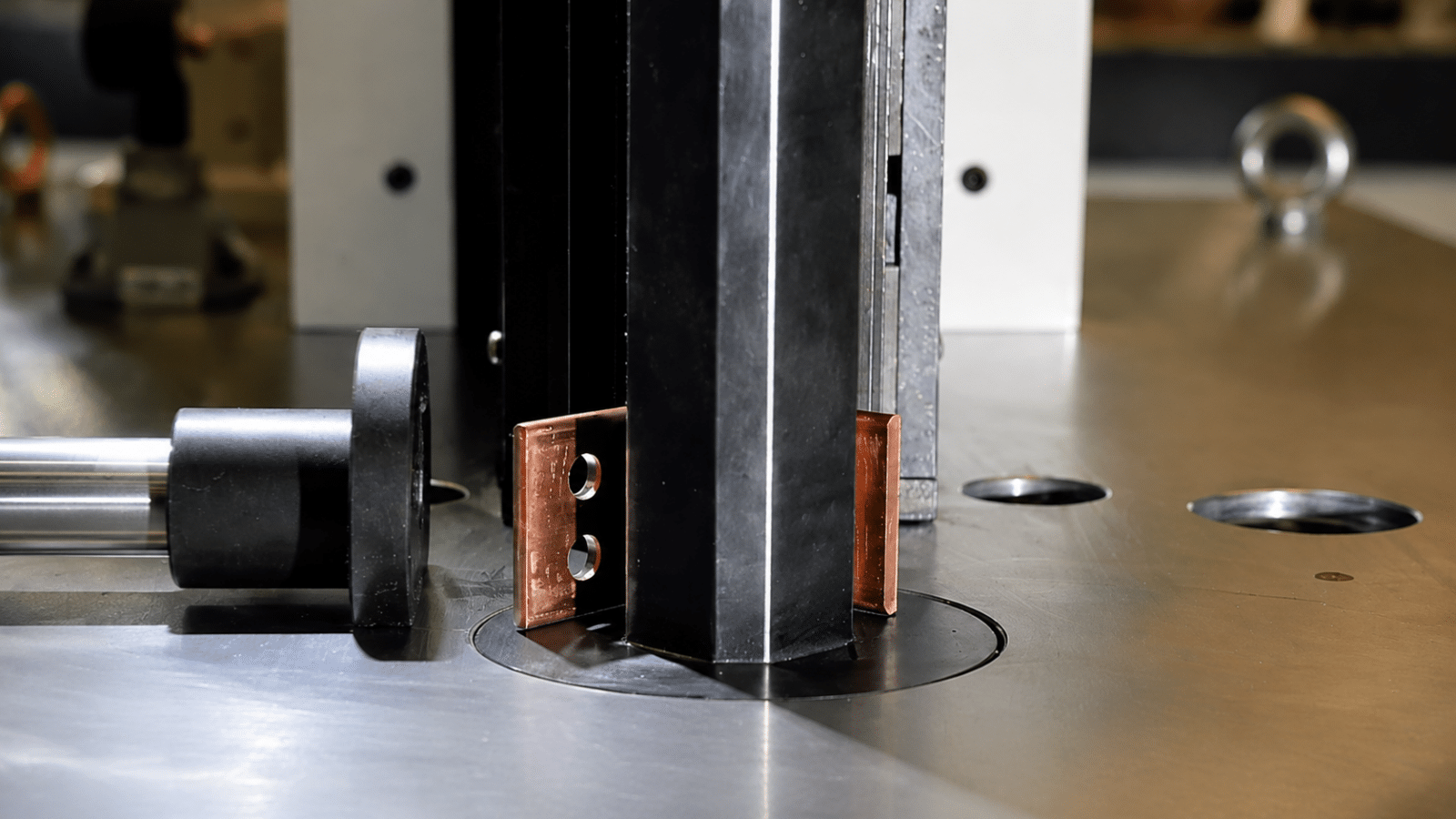 industrial-servo-cnc-busbar-forming-machine