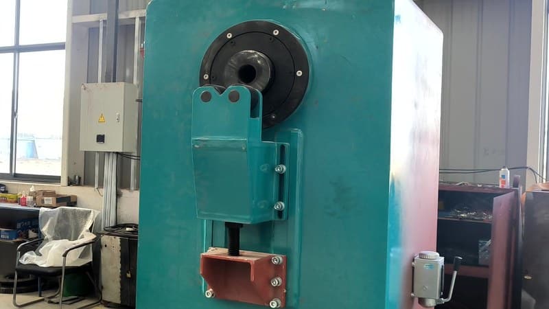 Headstock mechanism detail